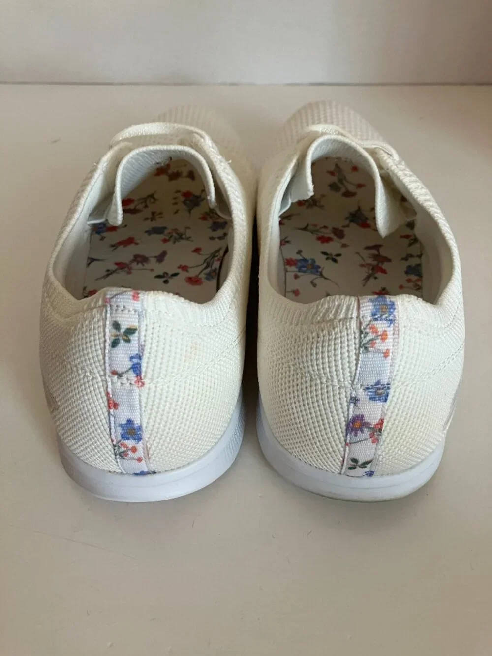 Skechers Go Step Lite Slip-on Casual Sneakers Off White 136112 Women's 9.5